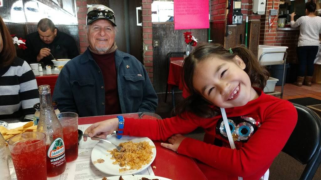 Trines Cafe | restaurant | 995 S 1st St, San Jose, CA 95110, USA | 4089989018 OR +1 408-998-9018