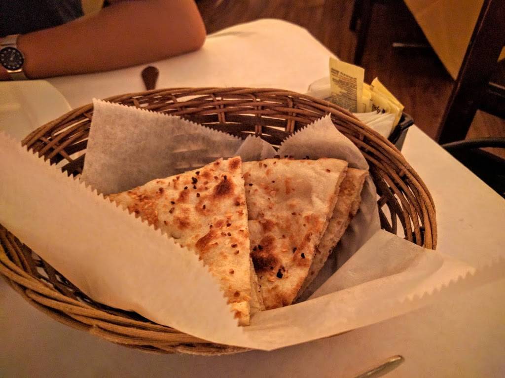 Tiffin The Indian Kitchen | restaurant | 2536 W Devon Ave, Chicago, IL 60659, USA | 7733382143 OR +1 773-338-2143