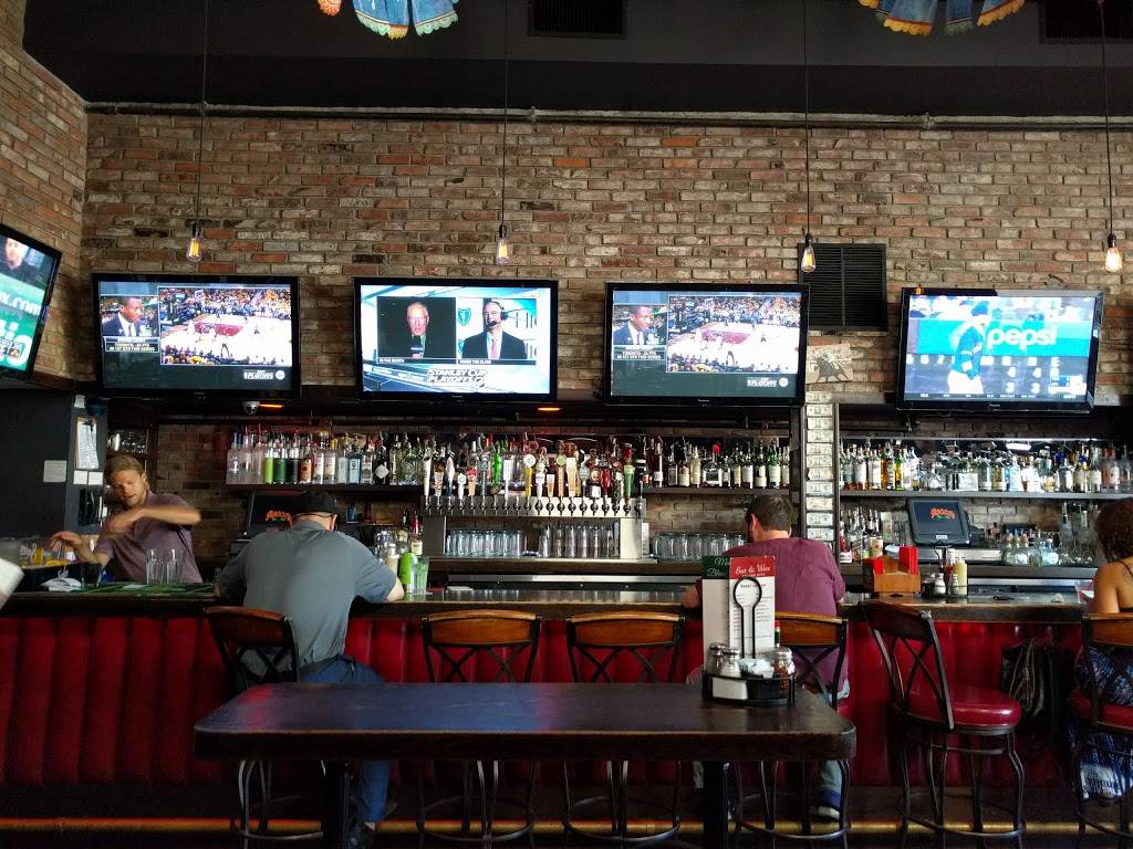 Roccos Tavern | restaurant | 3843 Main St, Culver City, CA 90232, USA | 3105595500 OR +1 310-559-5500