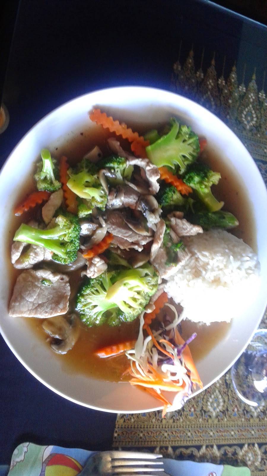 Blue Sake Sushi & Asian Fusion | restaurant | 1425 Main St, Dunedin, FL 34698, USA | 7272163699 OR +1 727-216-3699