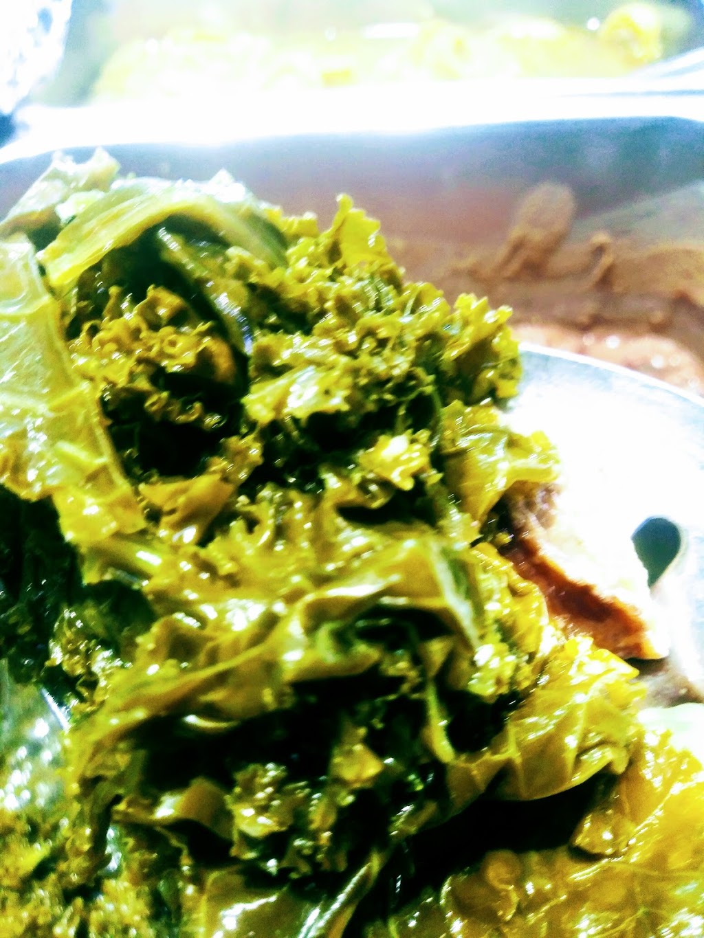 Willie maes southern soul cooking | restaurant | 630 N Highland St, Memphis, TN 38122, USA | 9013477144 OR +1 901-347-7144