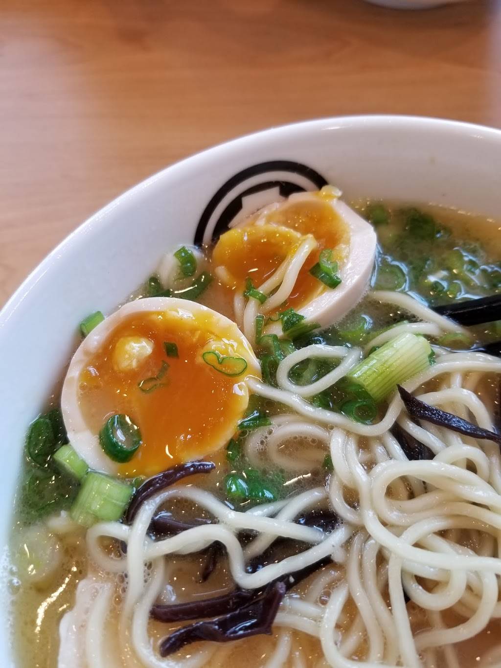 Kashiwa ramen | restaurant | 1420 Baker St, Costa Mesa, CA 92626, USA | 6572320223 OR +1 657-232-0223