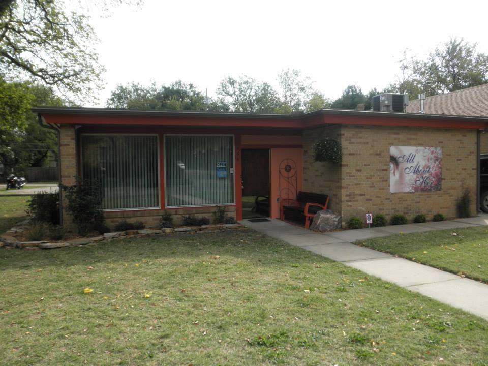 All About Her | restaurant | 536 S Bluff St, Wichita, KS 67218, USA | 3162609608 OR +1 316-260-9608