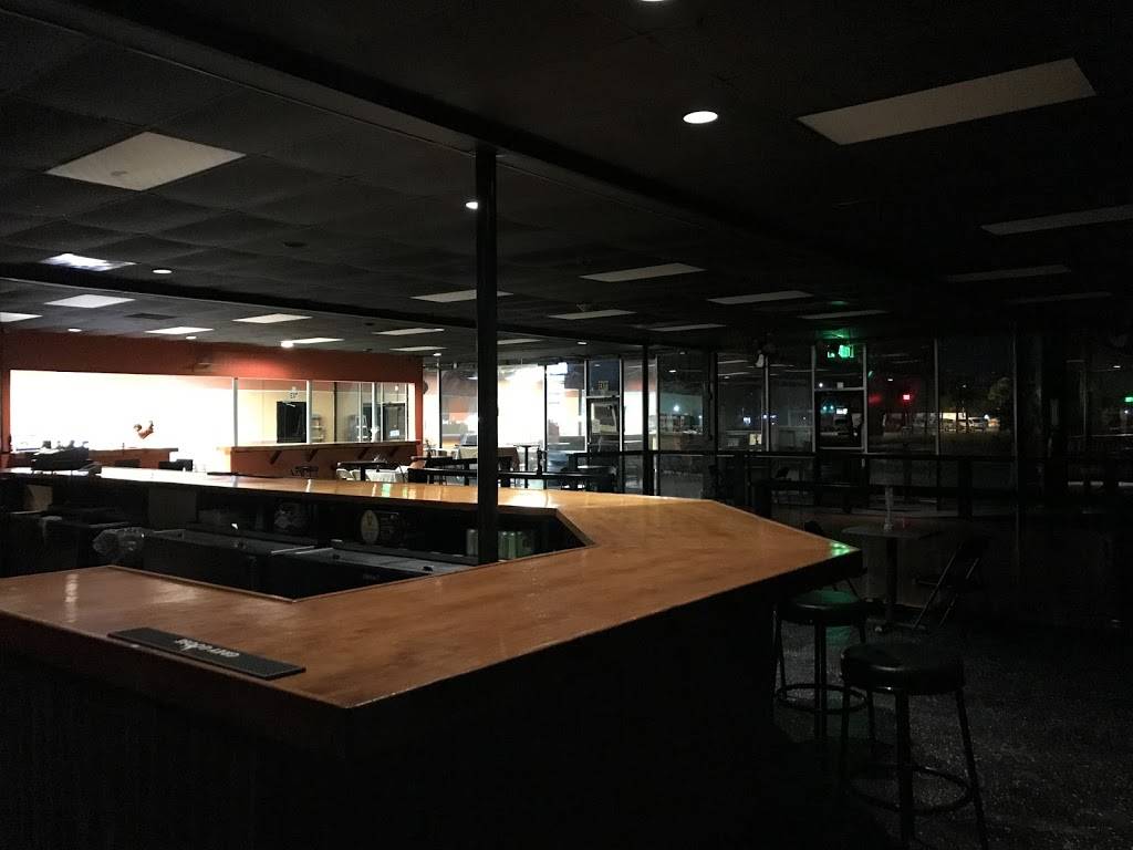 Royal-Teé Caribbean Cuisine | restaurant | 2862 Recker Hwy, Winter Haven, FL 33880, USA | 8638757006 OR +1 863-875-7006