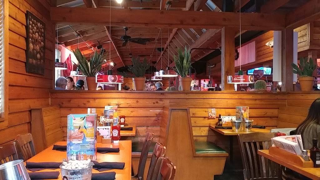 Texas Roadhouse | restaurant | 44887 Mound Rd, Sterling Heights, MI 48314, USA | 5868031870 OR +1 586-803-1870