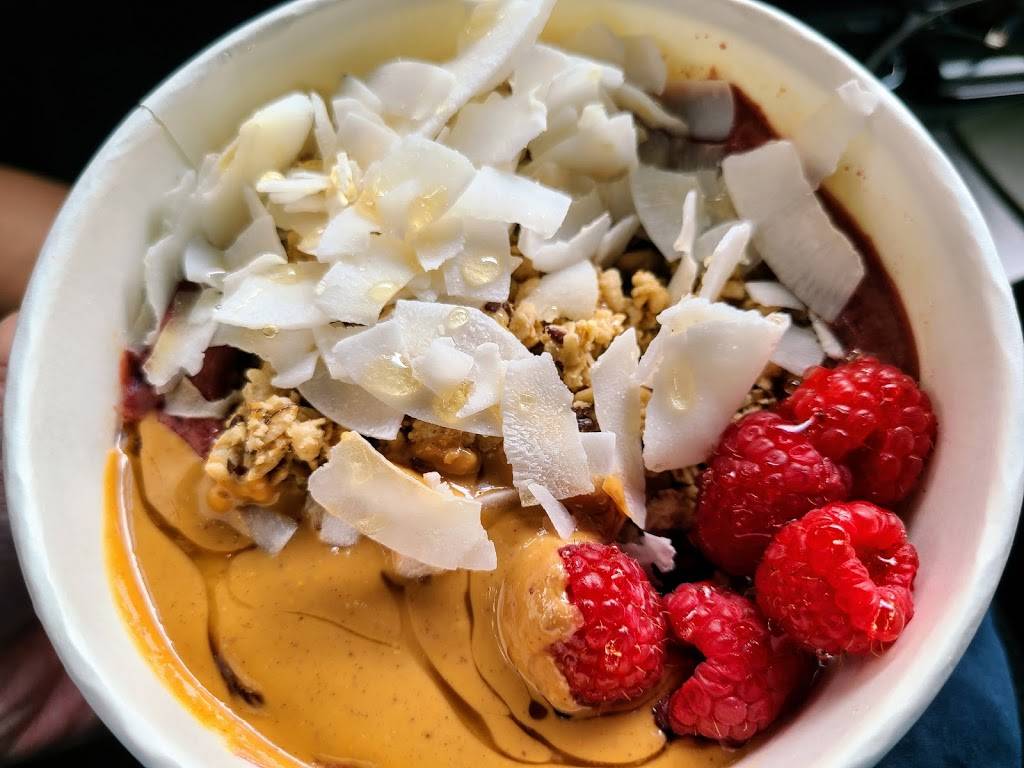 JuiceWell City Centre | restaurant | 797 Sorella Ct Suite 108, Houston, TX 77024, USA | 7133937866 OR +1 713-393-7866