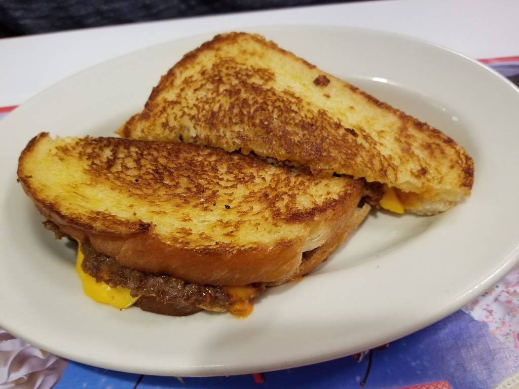 Steak n Shake | restaurant | 1700 Georgesville Square Dr, Columbus, OH 43228, USA | 6148531667 OR +1 614-853-1667