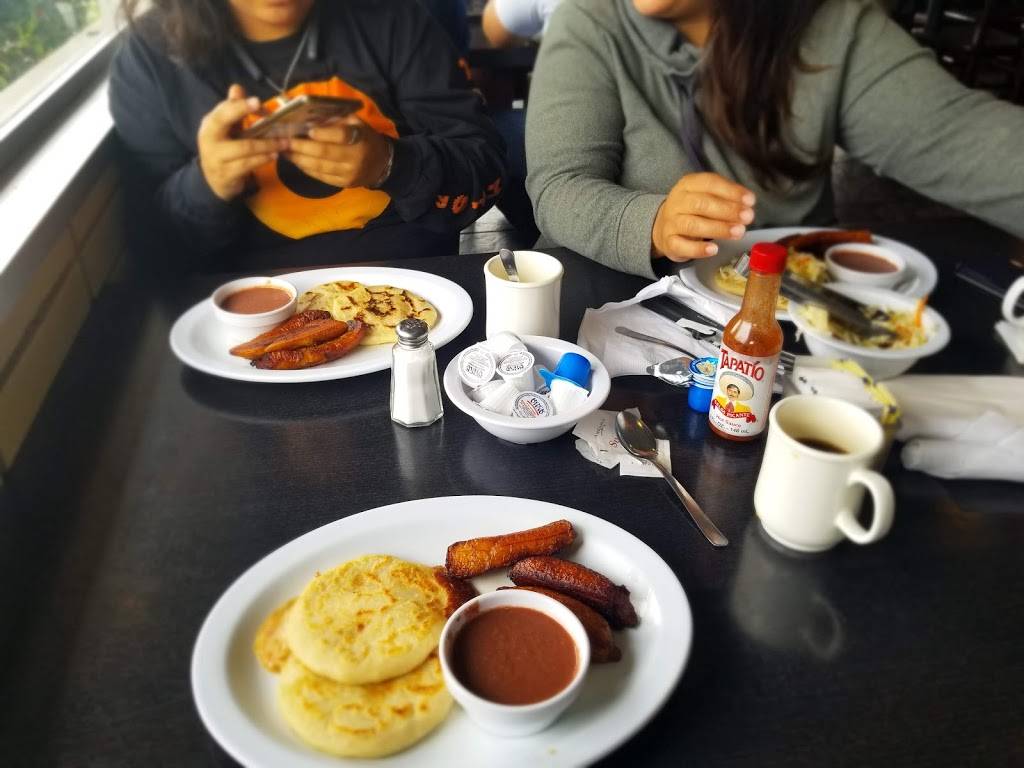 Luna Maya Restaurant | restaurant | 9551 3/4 Telegraph Rd, Pico Rivera, CA 90660, USA | 5629496337 OR +1 562-949-6337