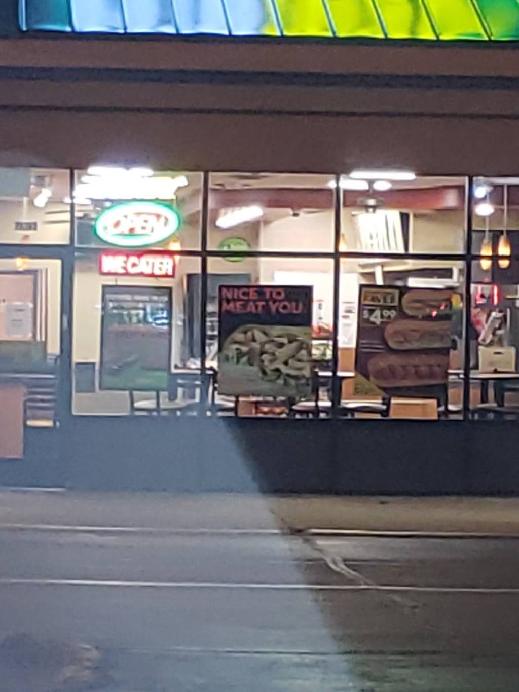 Subway Restaurants | restaurant | 26360 Eastgate Blvd, Roseville, MI 48066, USA | 5867729430 OR +1 586-772-9430