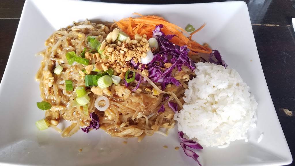 Thais Corner Cuisine | restaurant | 14816 1st Ave S, Burien, WA 98168, USA | 2062435889 OR +1 206-243-5889