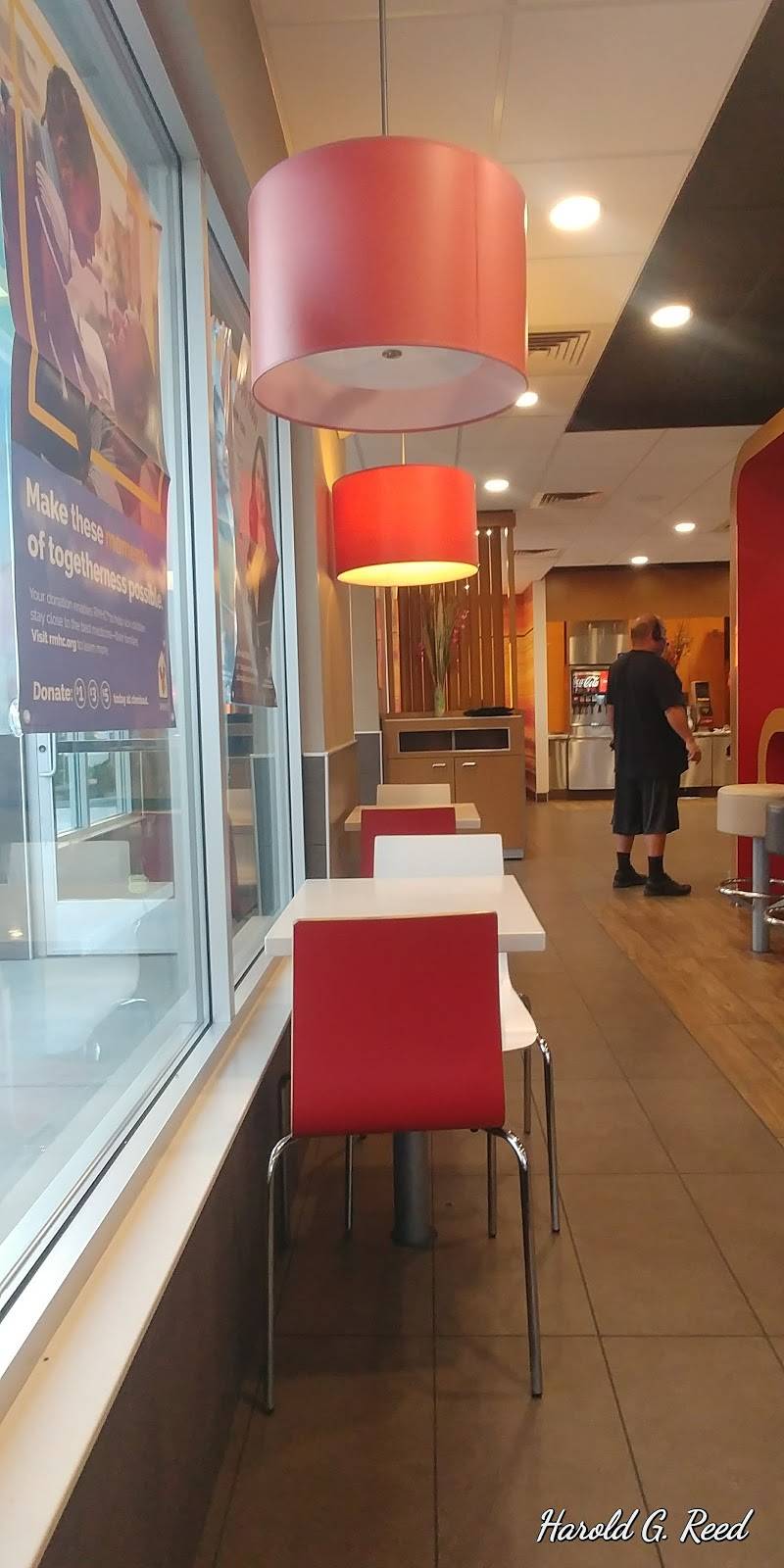 McDonalds | cafe | 356 Weedpatch Hwy, Bakersfield, CA 93307, USA | 6613640430 OR +1 661-364-0430