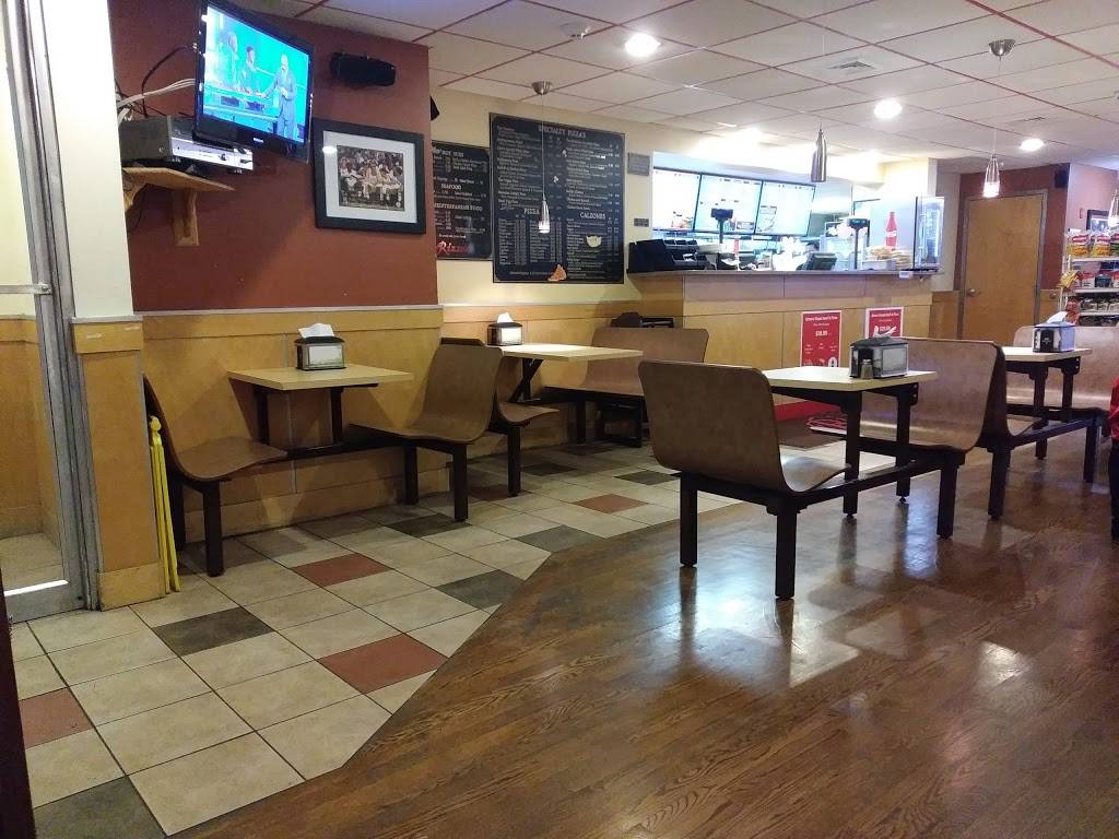 Rizzos Roast Beef | restaurant | 178 Lynn St, Peabody, MA 01960, USA | 9785312788 OR +1 978-531-2788