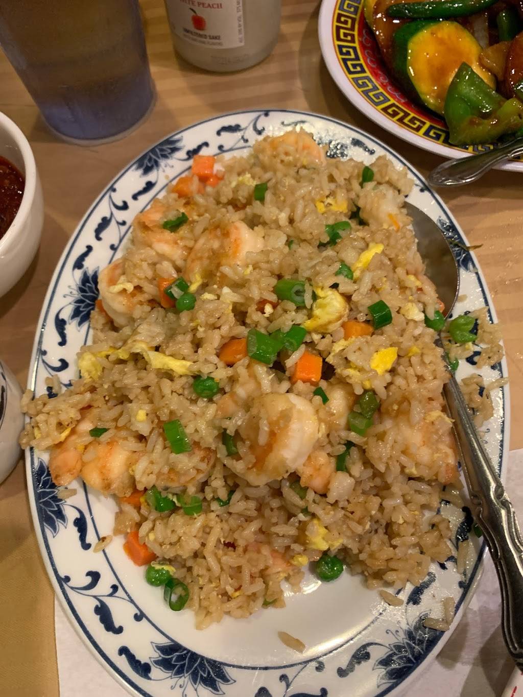 Hus Szechwan Restaurant | restaurant | 10450 National Blvd, Los Angeles, CA 90034, USA | 3108370252 OR +1 310-837-0252