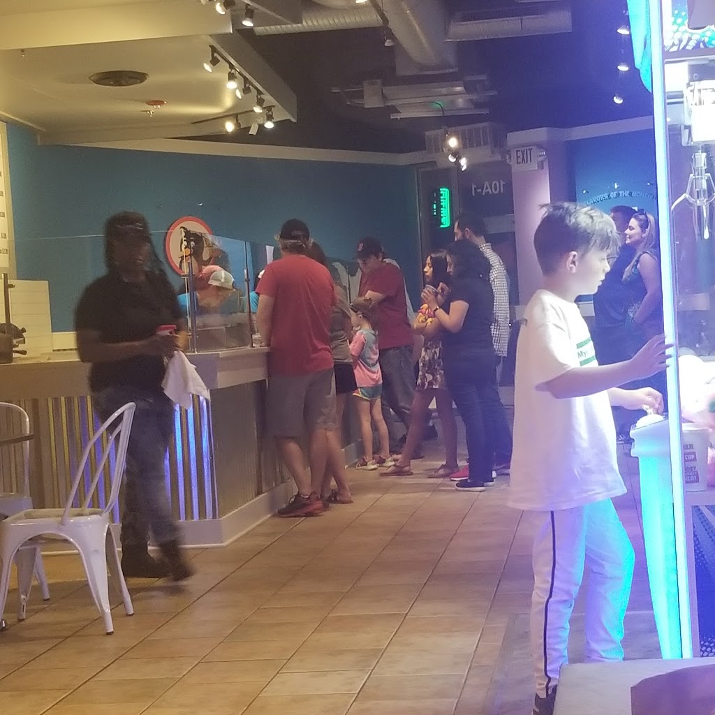 Jolly Rolls Ice Cream | restaurant | 7510 NC-51, Charlotte, NC 28226, USA | 9802452810 OR +1 980-245-2810