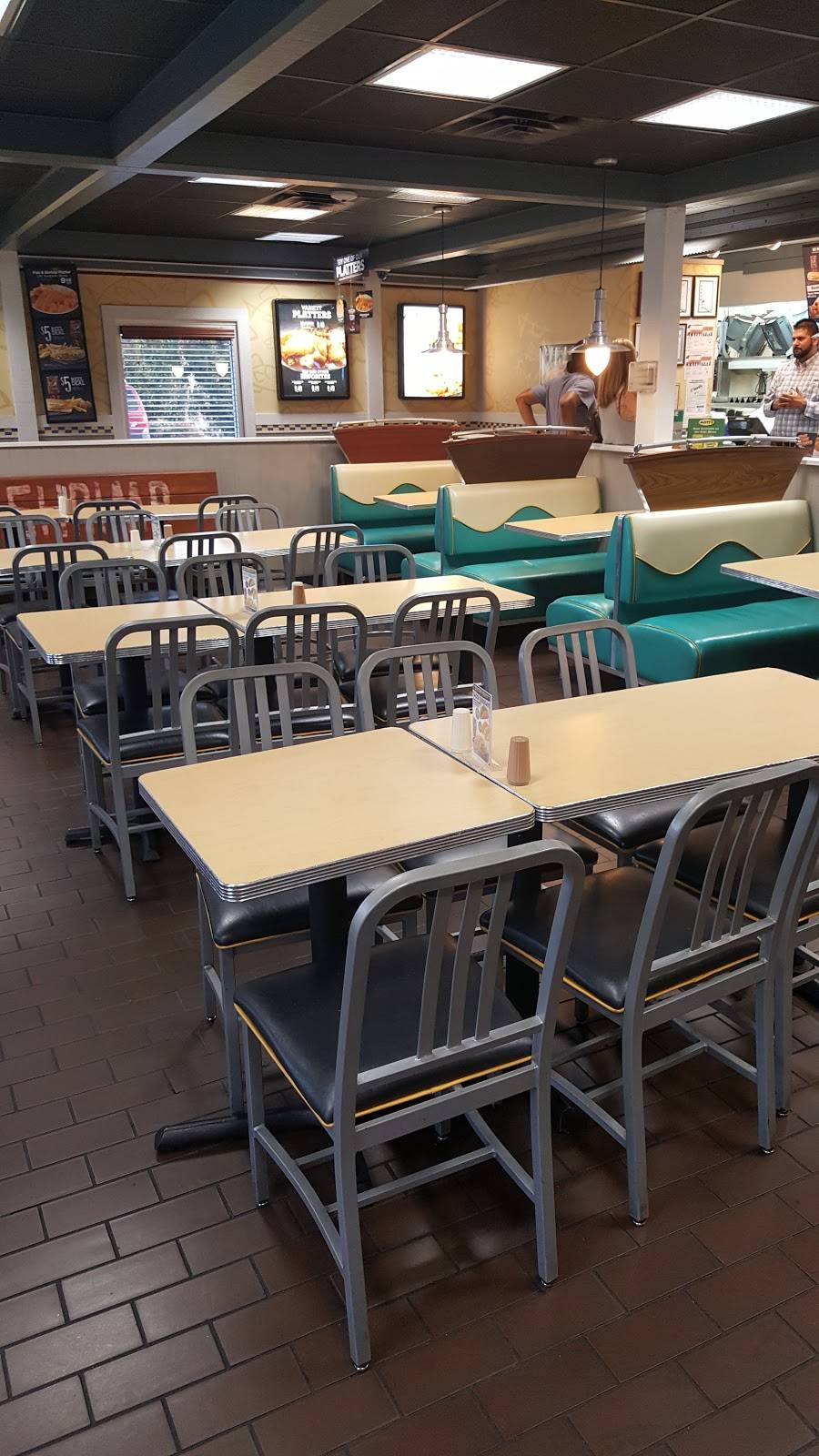 Long John Silvers | restaurant | 7228 Stockton Blvd, Sacramento, CA 95823, USA | 9164214907 OR +1 916-421-4907