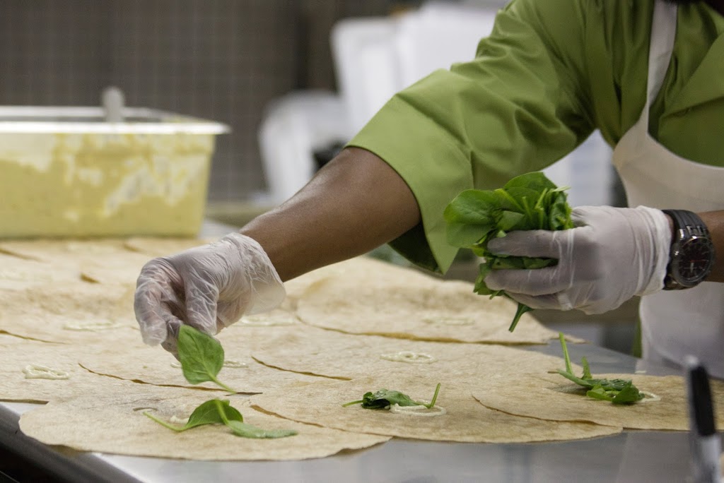 Soul Vegan | restaurant | 3931 S Leavitt St, Chicago, IL 60609, USA | 7734945768 OR +1 773-494-5768