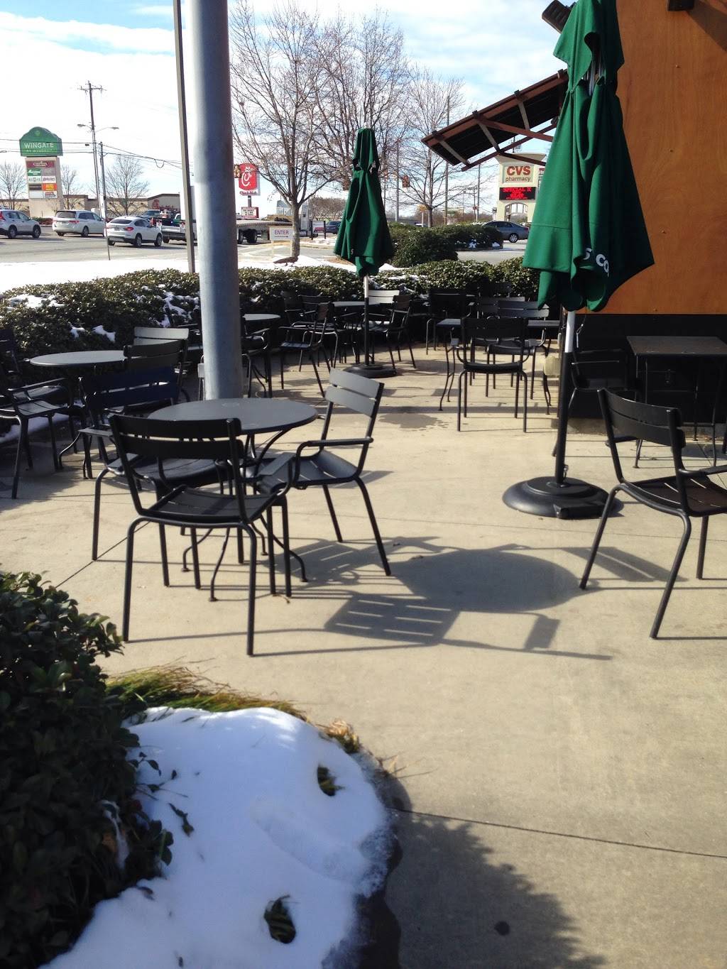 Starbucks | cafe | 3901 Pelham Rd, Greenville, SC 29615, USA | 8646271138 OR +1 864-627-1138