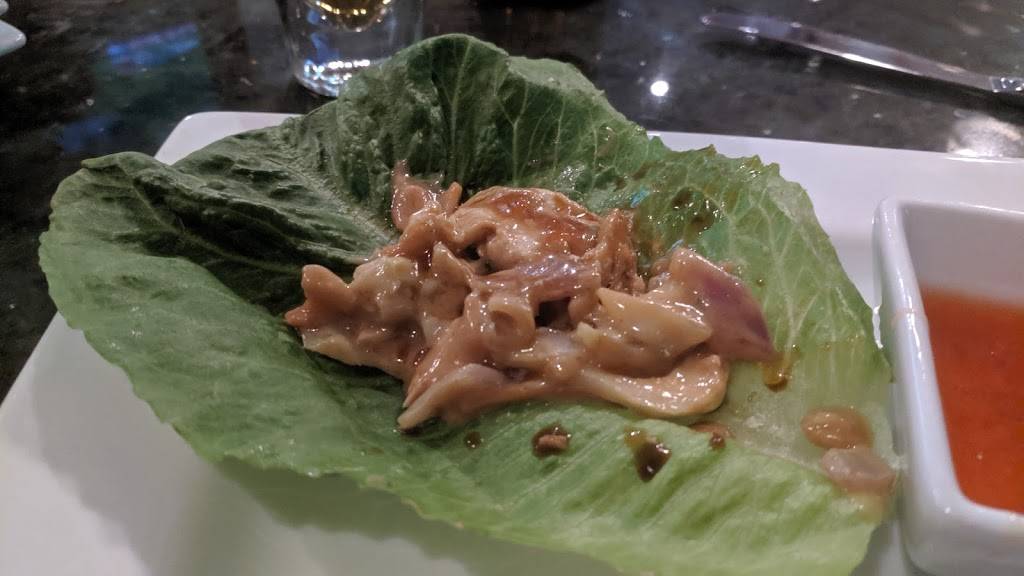 Stonys | restaurant | 8166 Shore Dr, Norfolk, VA 23518, USA | 7579376889 OR +1 757-937-6889