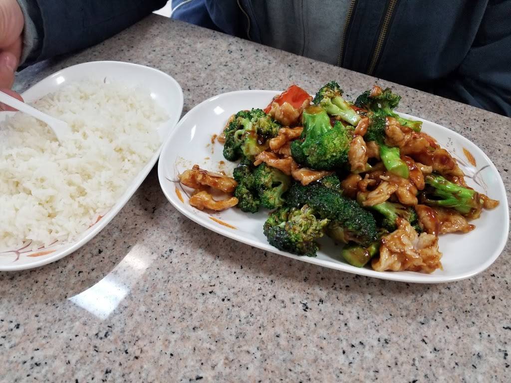 Lins Garden | restaurant | 9065 Springfield Rd Suite B, Youngstown, OH 44514, USA | 3305499070 OR +1 330-549-9070