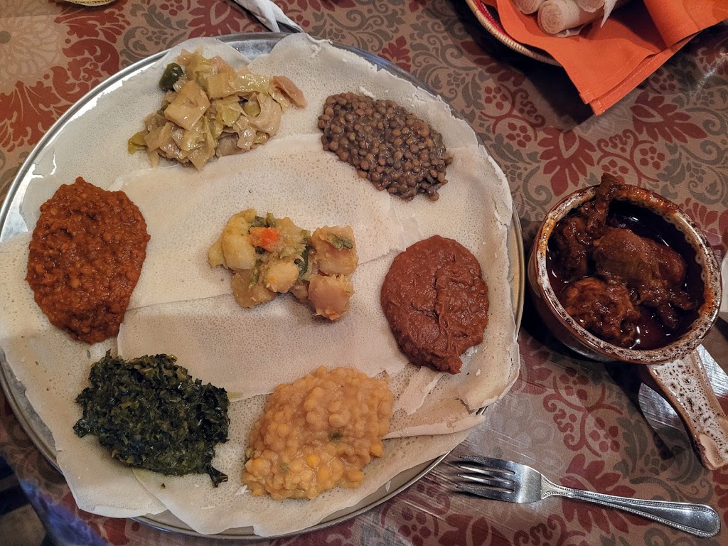 Blue Nile Ethiopian Restaurant | restaurant | 221 E Washington St, Ann Arbor, MI 48104, USA | 7349984746 OR +1 734-998-4746