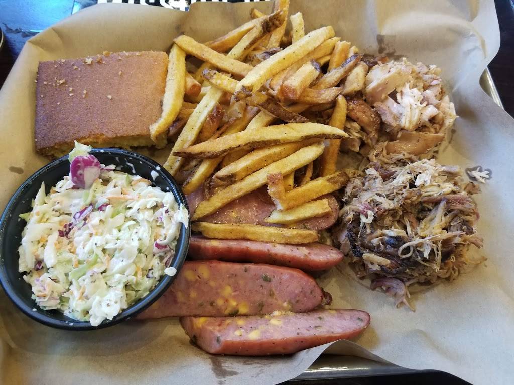 MISSION BBQ | restaurant | 968 W Mitchell Hammock Rd, Oviedo, FL 32765, USA | 4074793386 OR +1 407-479-3386
