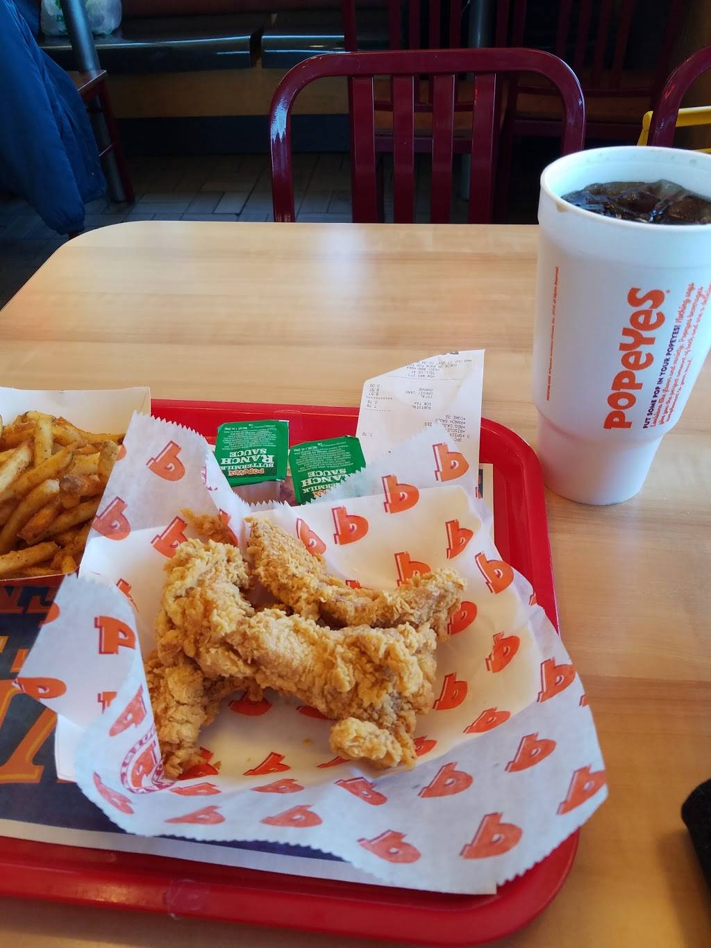 Popeyes Louisiana Kitchen | restaurant | 4427 Fox Valley Center Dr, Aurora, IL 60504, USA | 6308984964 OR +1 630-898-4964