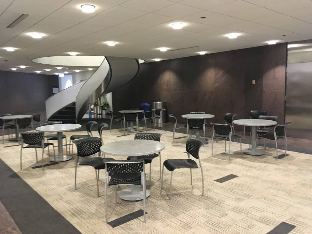 Eurest Cafe at Presidents Plaza | restaurant | 8700 W Bryn Mawr Ave, Chicago, IL 60631, USA | 7733990633 OR +1 773-399-0633