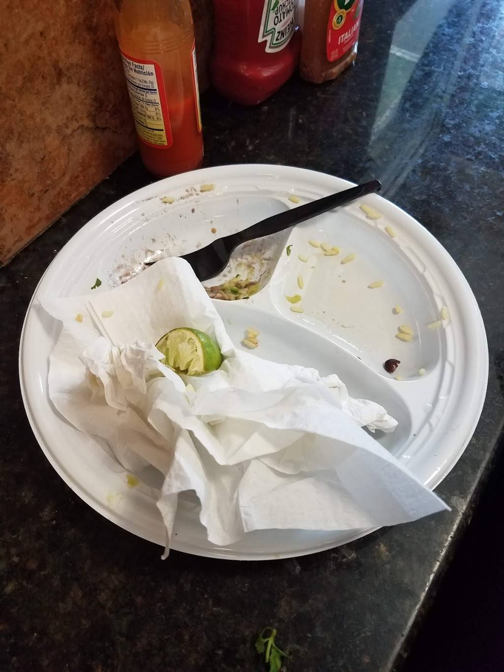 Taco Loco Mexican Grill | restaurant | 44 Broadway, Somerville, MA 02145, USA | 6176253830 OR +1 617-625-3830