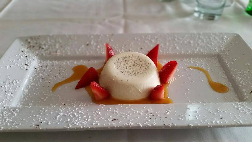 Queen | restaurant | 84 Court St, Brooklyn, NY 11201, USA | 7185965955 OR +1 718-596-5955