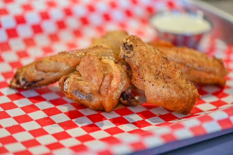 Drakes Burgers And Shakes | restaurant | 6560 Greatwood Pkwy #100, Sugar Land, TX 77479, USA | 2819377868 OR +1 281-937-7868