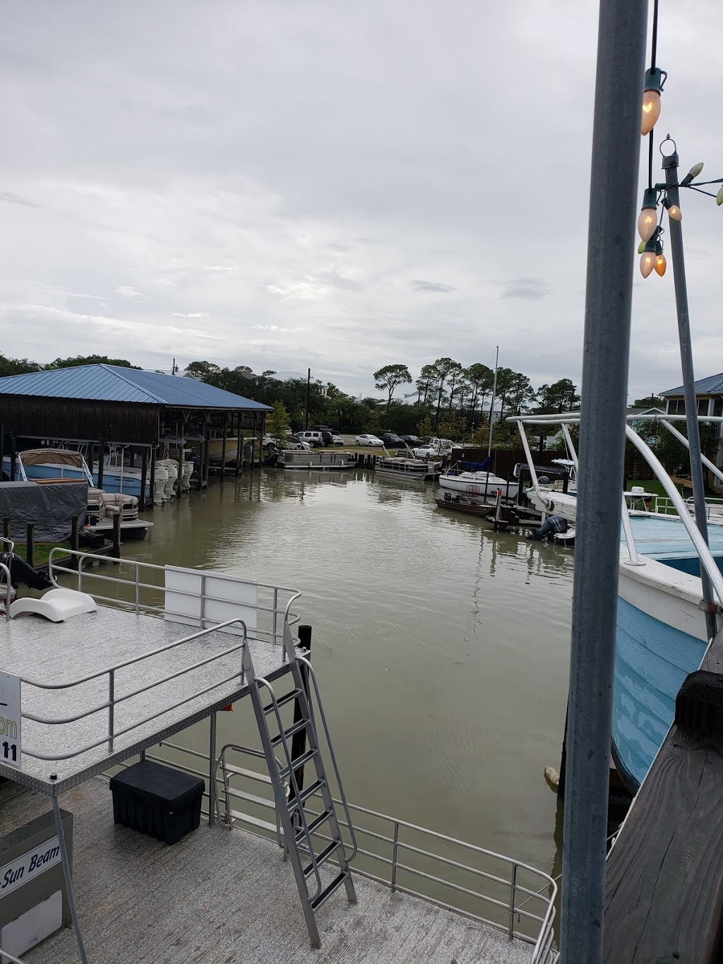 Rum Island | restaurant | 27212 Marina Rd, Orange Beach, AL 36561, USA | 2519811965 OR +1 251-981-1965