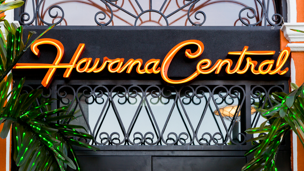 Havana Central Menlo Park Mall | restaurant | 55 Parsonage Rd, Edison, NJ 08837, USA | 7329065708 OR +1 732-906-5708
