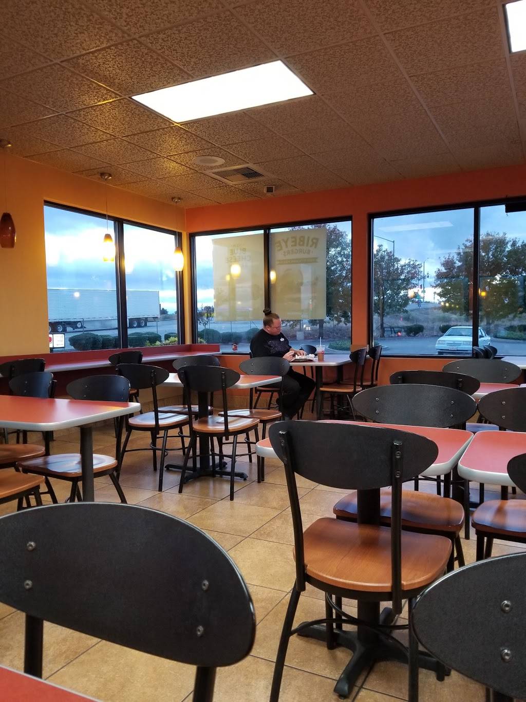 Jack in the Box | restaurant | 3098 Hwy 99 W, Corning, CA 96021, USA | 5308244390 OR +1 530-824-4390