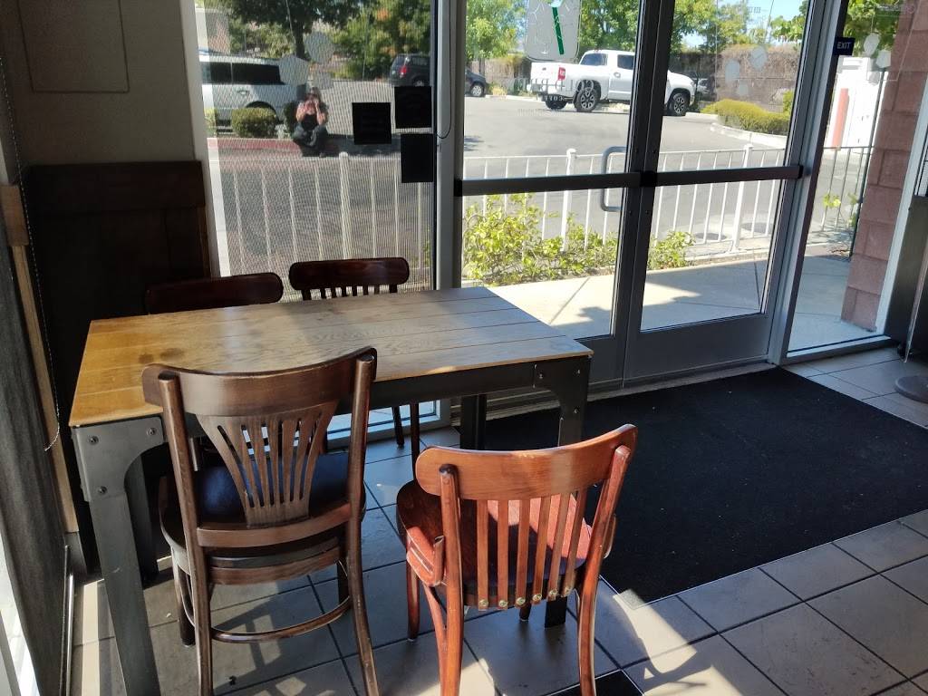 Starbucks | cafe | 210 Peabody Rd, Vacaville, CA 95687, USA | 7074483285 OR +1 707-448-3285