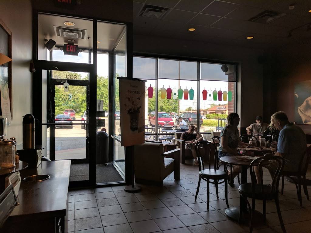 Starbucks | cafe | 930 N Main St, Crown Point, IN 46307, USA | 2196633516 OR +1 219-663-3516