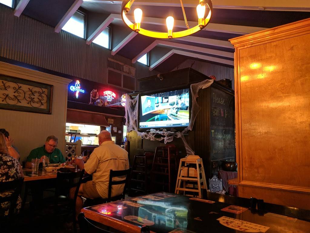 D Cs Sports Bar & Steakhouse | restaurant | 1601 W Laurel Ave, Eunice, LA 70535, USA | 3374577001 OR +1 337-457-7001