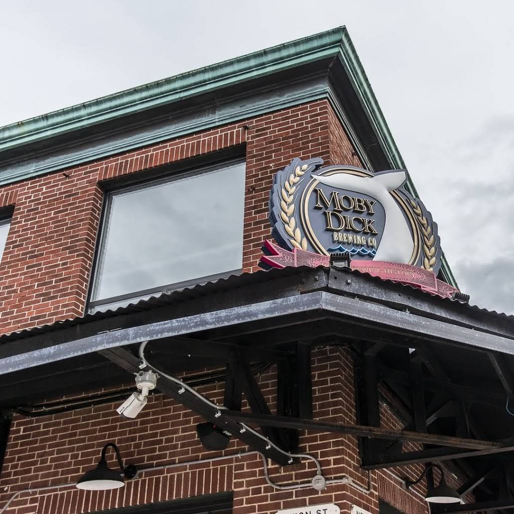 Moby Dick Brewing Co. | restaurant | 16 S Water St, New Bedford, MA 02740, USA | 7742026961 OR +1 774-202-6961
