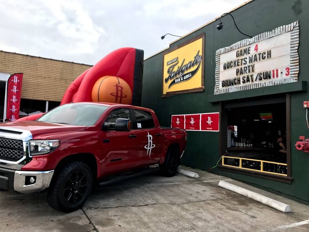 Christians Tailgate Bar & Grill | restaurant | 2820 White Oak Dr, Houston, TX 77007, USA | 7138631207 OR +1 713-863-1207