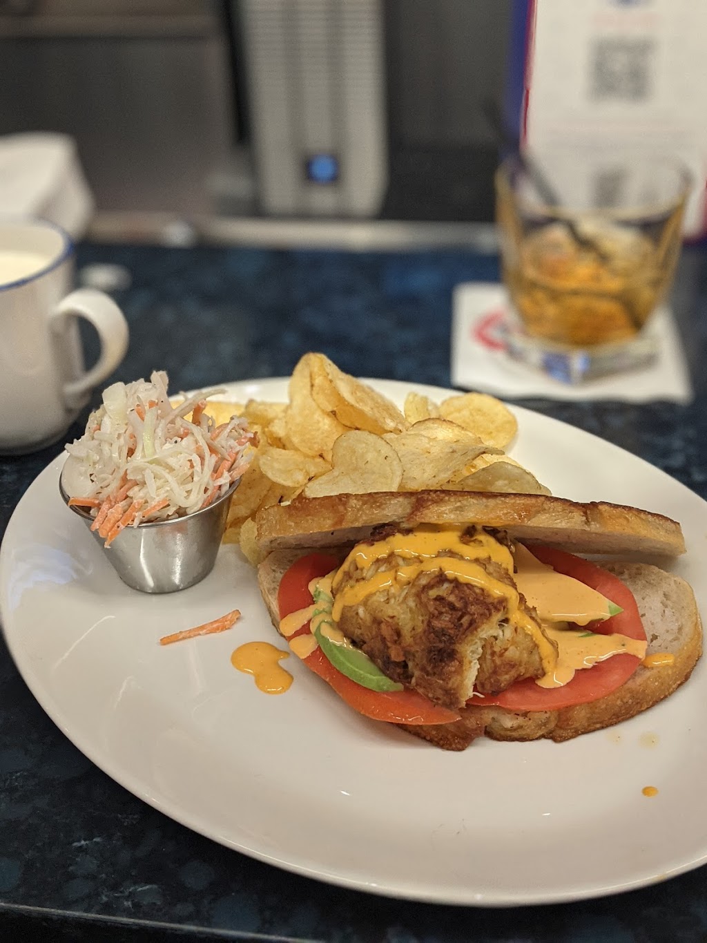 Legal Sea Foods - Logan Airport Terminal B | restaurant | Boston Logan International Airport, Terminal B, 1 Harborside Dr, Boston, MA 02128, USA | 6175682811 OR +1 617-568-2811