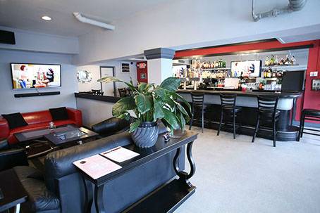 Tuckd Away Bar and Grill | restaurant | 90 Yonkers Ave, Tuckahoe, NY 10707, USA | 9142229162 OR +1 914-222-9162