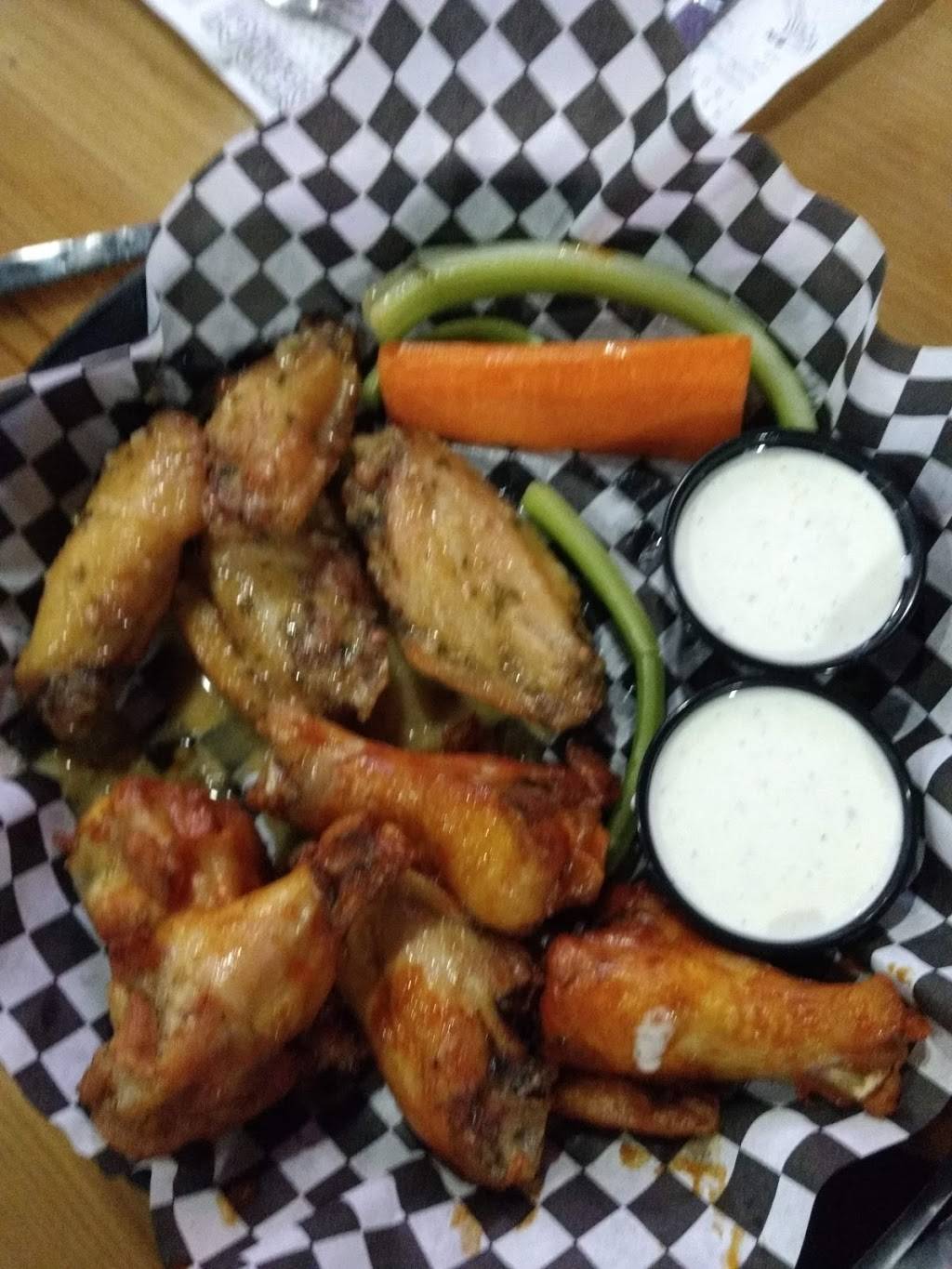 Abbey Road Tavern & Grill | restaurant | 711 N Main St, Fuquay-Varina, NC 27526, USA | 9197627731 OR +1 919-762-7731