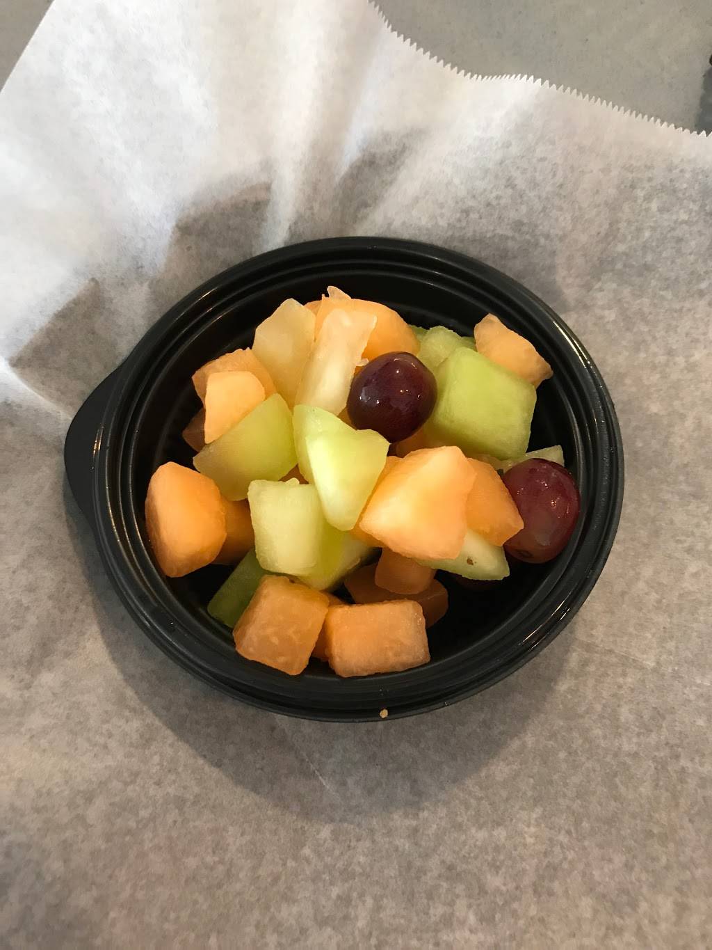 Sam Adams Atlanta Brew House | restaurant | Concourse B, Hartsfield-Jackson Atlanta, Intl Airport, N Terminal Pkwy Suite T120, Atlanta, GA 30320, USA | 4047670632 OR +1 404-767-0632