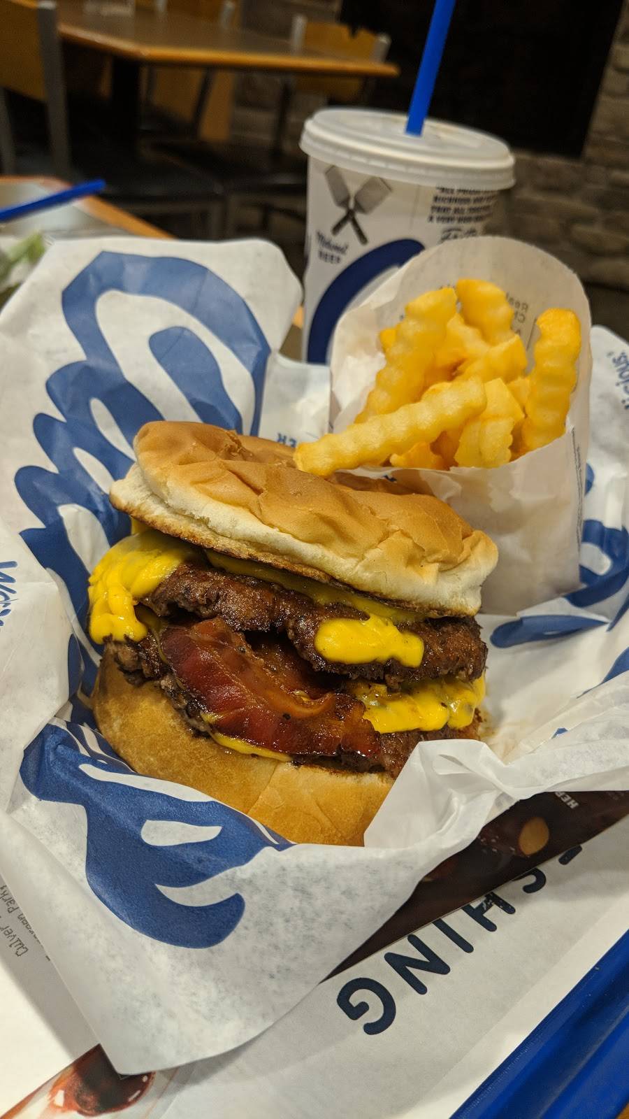 Culvers | restaurant | 9515 S Kedzie Ave, Evergreen Park, IL 60805, USA | 7084230000 OR +1 708-423-0000
