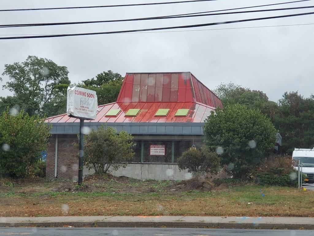 Relish | restaurant | Hauppauge, NY 11788, USA | 6318274563 OR +1 631-827-4563