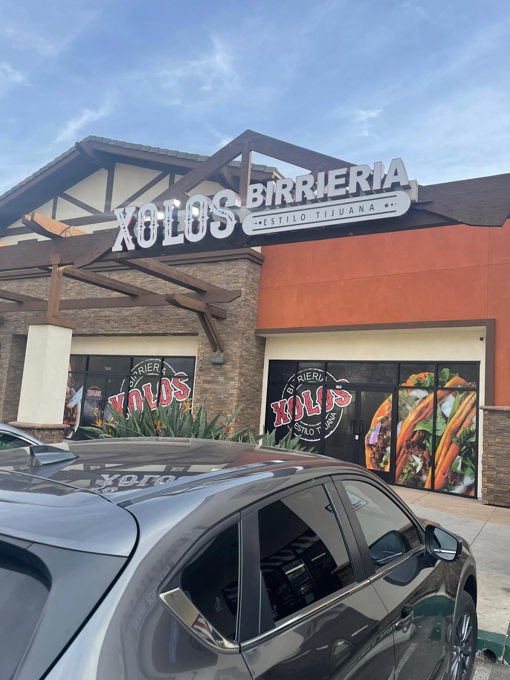 Birrieria xolos | restaurant | 4531 Philadelphia St B104, Chino, CA 91710, USA | 9093067099 OR +1 909-306-7099