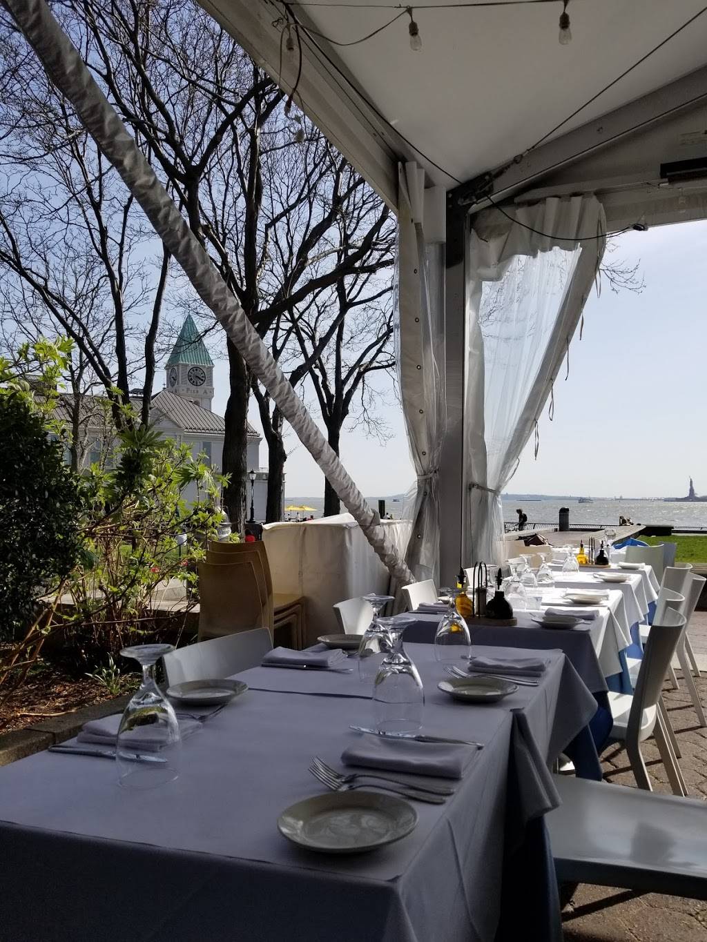 Gigino At Wagner Park | restaurant | 20 Battery Pl, New York, NY 10004, USA | 2125282228 OR +1 212-528-2228