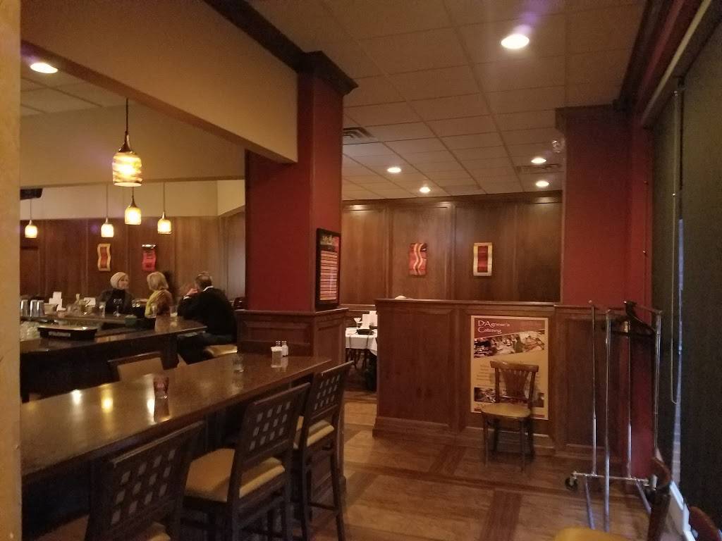 DAgneses Trattoria and Cafe | night club | 566 White Pond Dr, Akron, OH 44320, USA | 2346783612 OR +1 234-678-3612