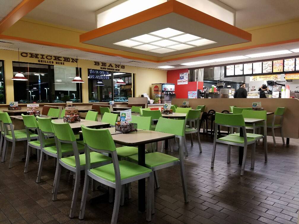 Del Taco | meal takeaway | 2607 N Tustin St, Orange, CA 92865, USA | 7149745575 OR +1 714-974-5575