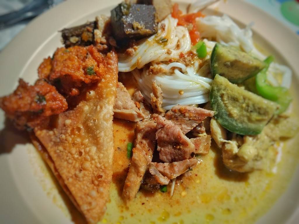 Original Khun Dang Thai Restaurant | restaurant | 8210 Sepulveda Blvd, Panorama City, CA 91402, USA | 8184429936 OR +1 818-442-9936