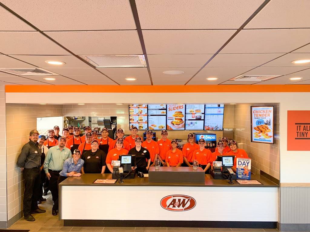 A&W Restaurant | restaurant | 2003 Lantern Ridge Dr, Richmond, KY 40475, USA | 8593538772 OR +1 859-353-8772